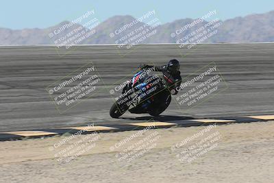 media/Oct-13-2025-Moto Forza (Mon) [[a66d839500]]/4-C Group/Session 2 (Bowl)/